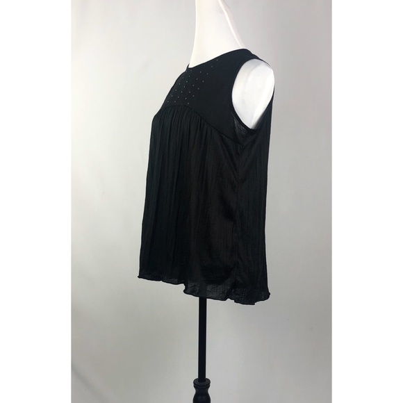 Women’s Loose Fit Tank with Glitter Like Detailing - Picture 3 of 5